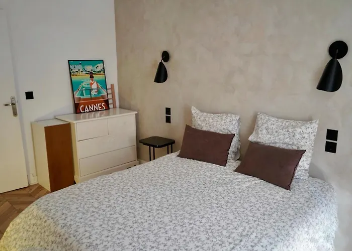 شقة T2 55m2 Terrasse 20m2 - A 15min A Pied Du Centre - Wifi - Air Conditioning كان